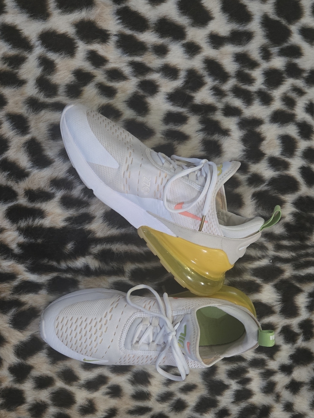 Nike Air Max 270 White/Crimson Bliss/Yellow Women's Size 10 Sneakers DV2184-100